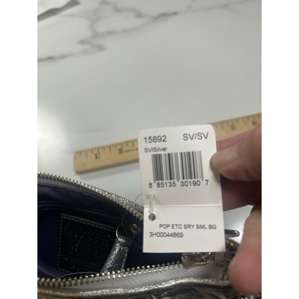 Coach Storypatch Limited Edition Silver Bag New With Tags - Picture 9 of 9